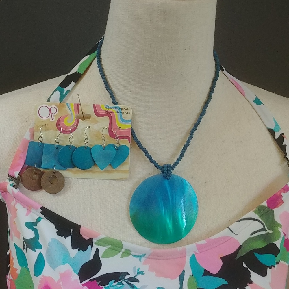 NWT OP Earrings and Necklace Set